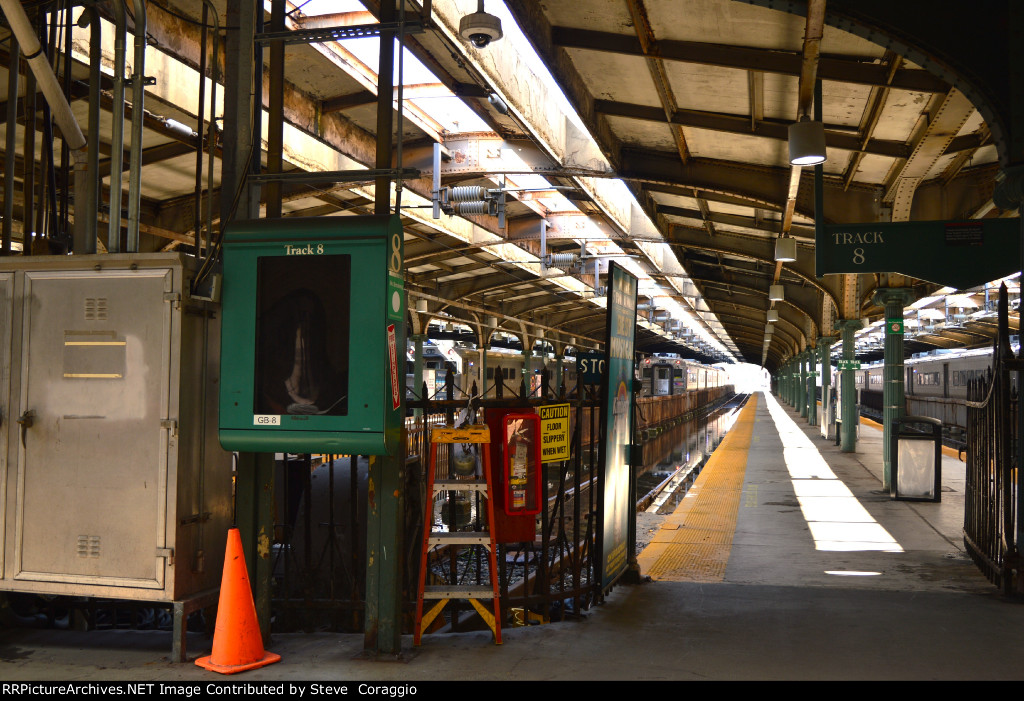 Track 8 and Platform